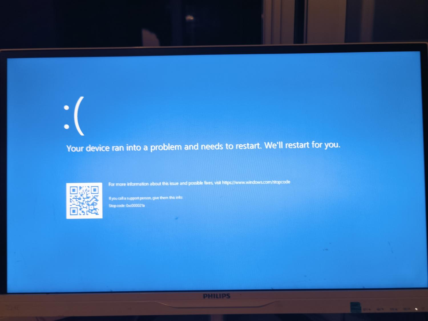 Windows蓝屏错误0xc000021a1